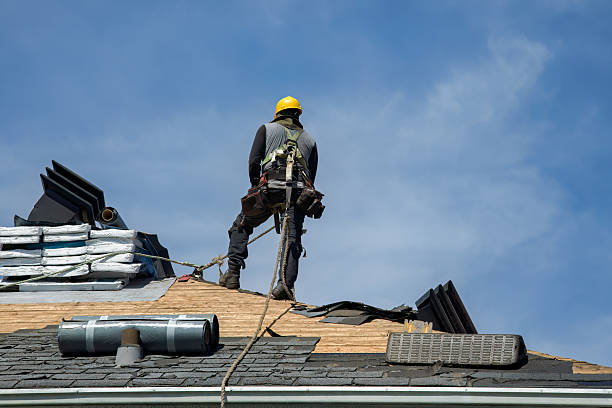 Professional Gutter Installation technician working in Van Buren, MO
